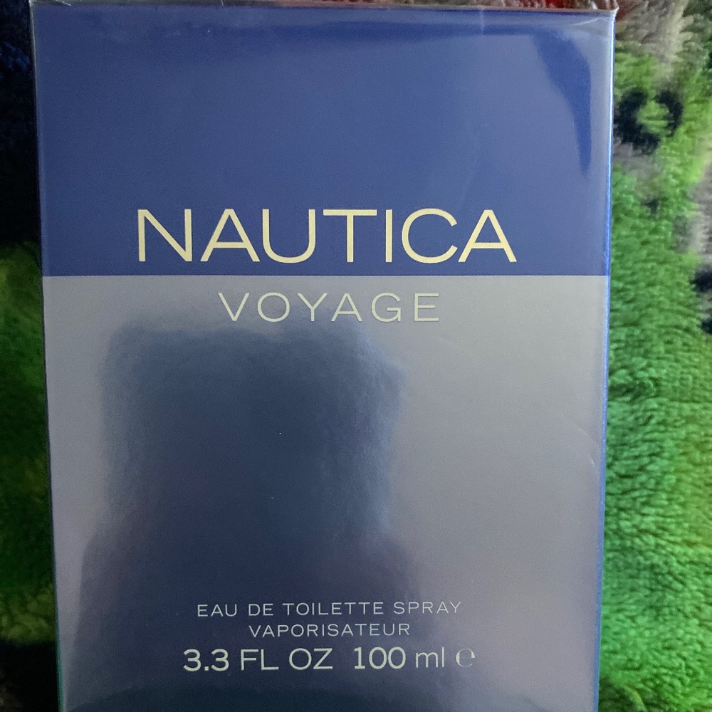 Men’s nautica voyage